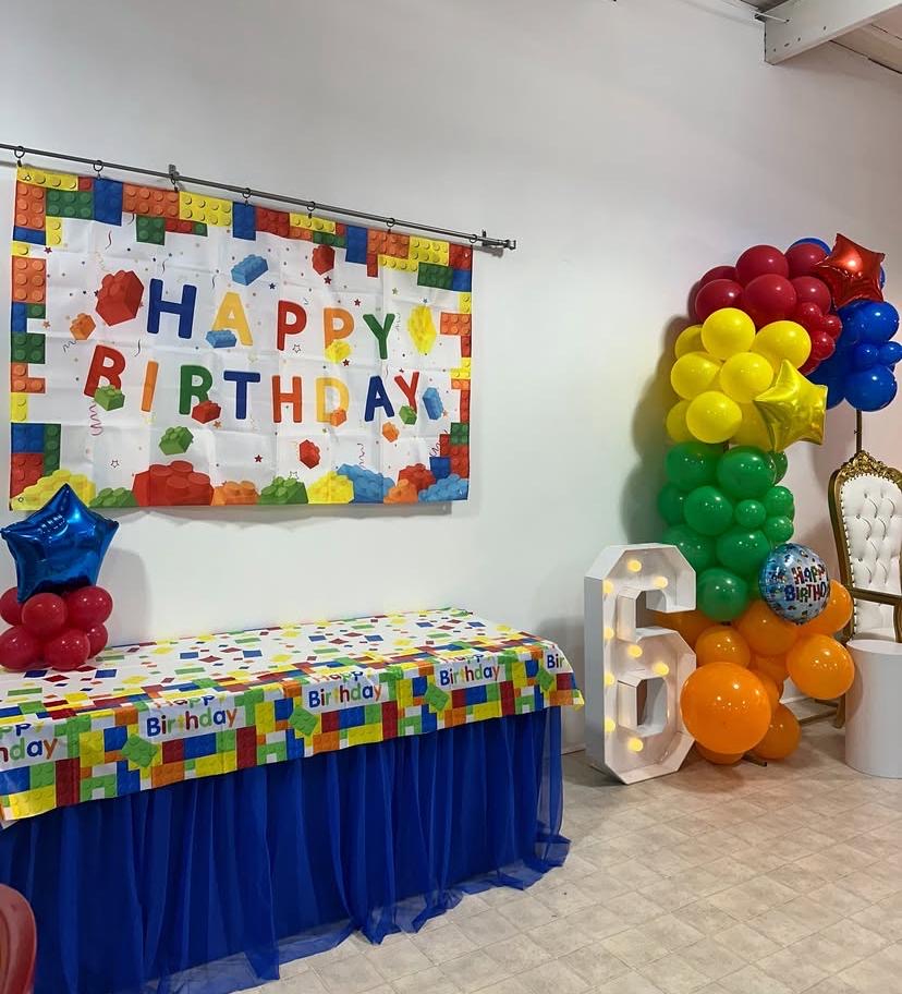 LEGO birthday party setup