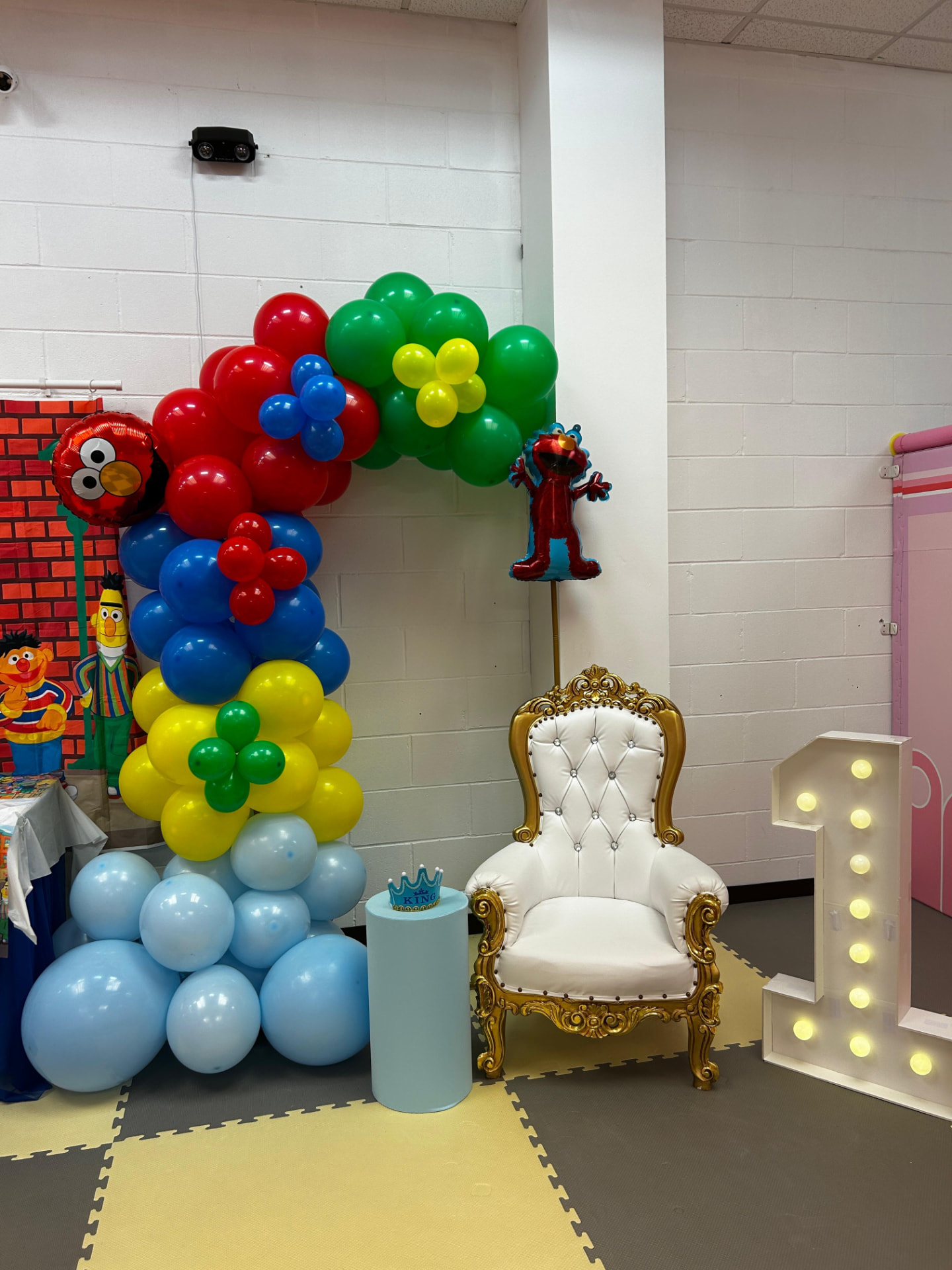 Sesame Street birthday party setup
