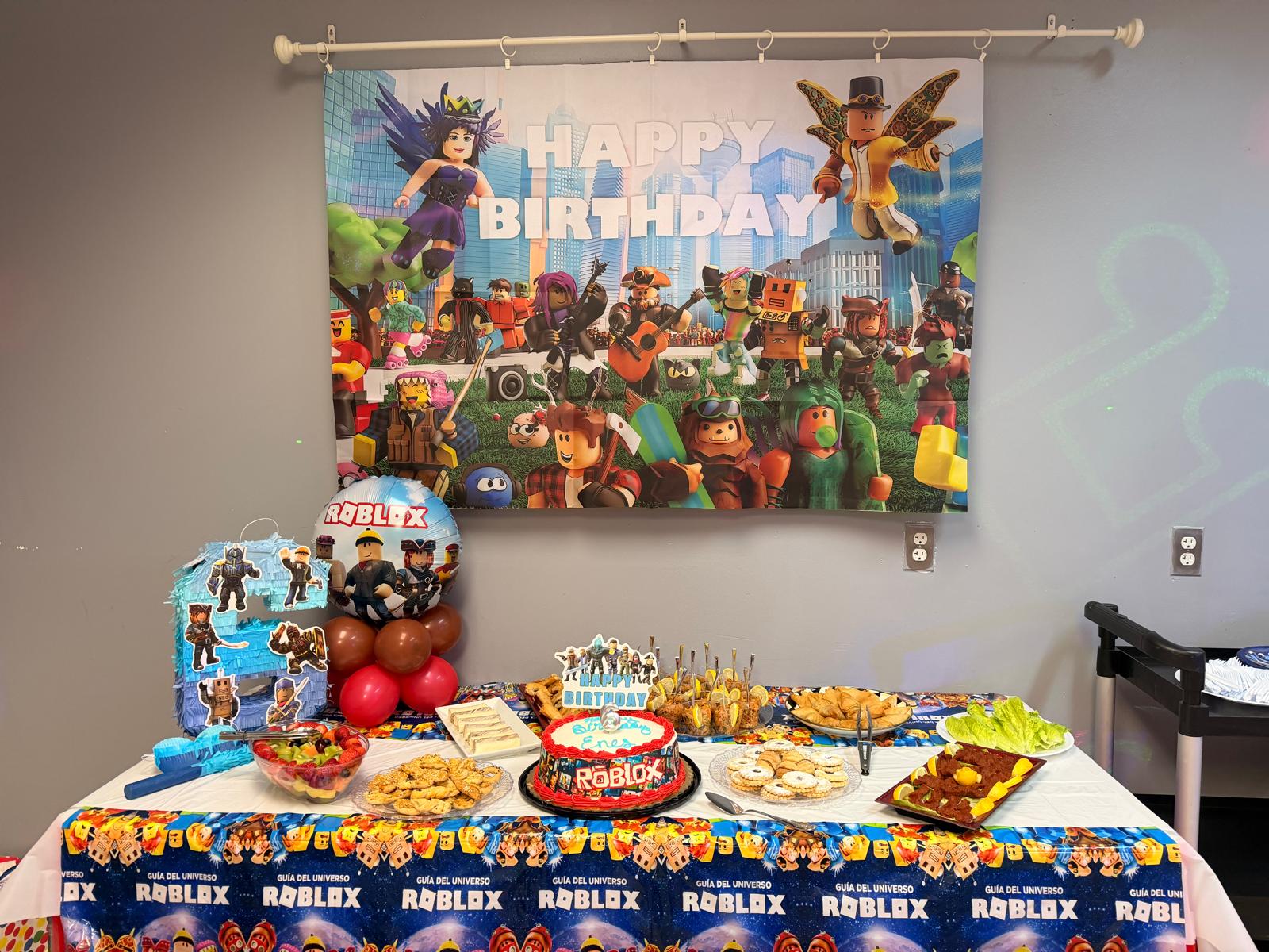 Roblox party photo 6