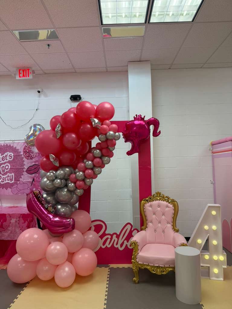 Barbie party photo 4