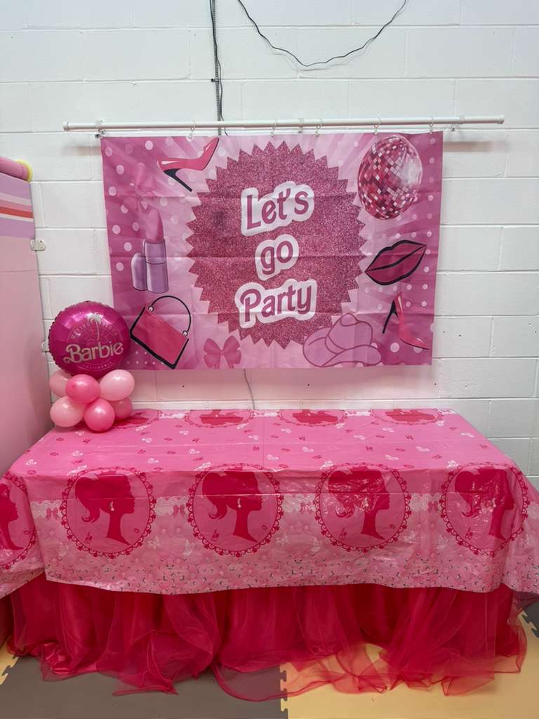 Barbie party photo 3