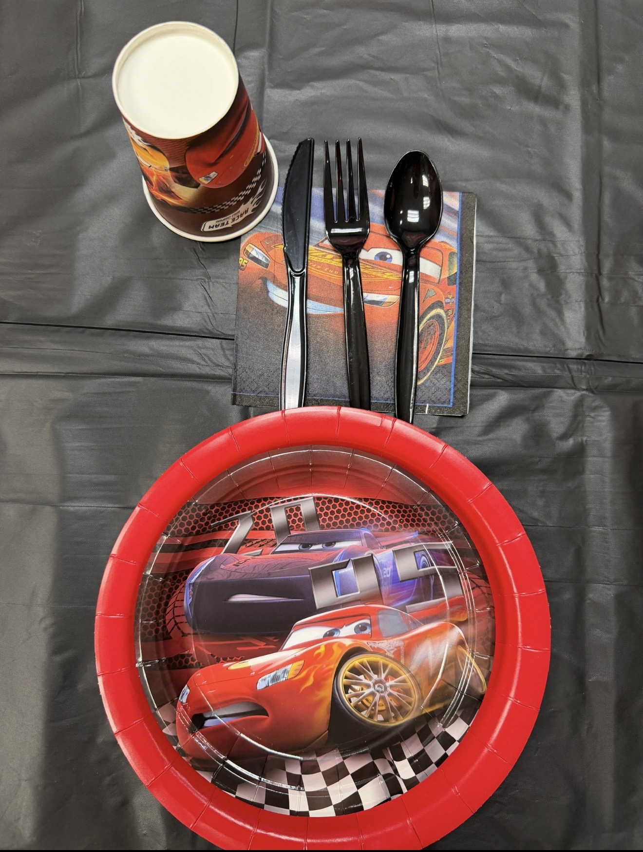 Cars / Lightning McQueen party photo 4